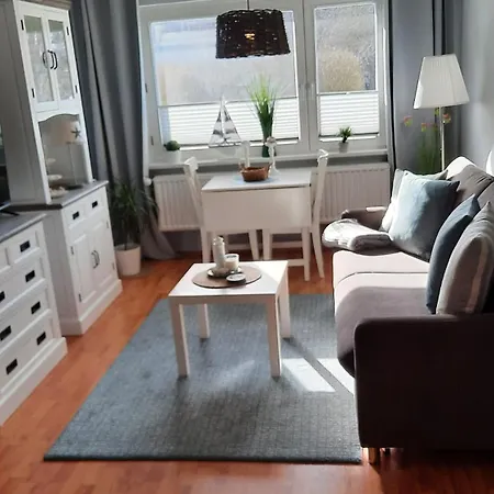 Cosy House Mit Garten, Hunde Willkommen Apartment *
