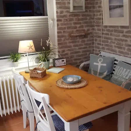 Cosy House Mit Garten, Hunde Willkommen Apartment *